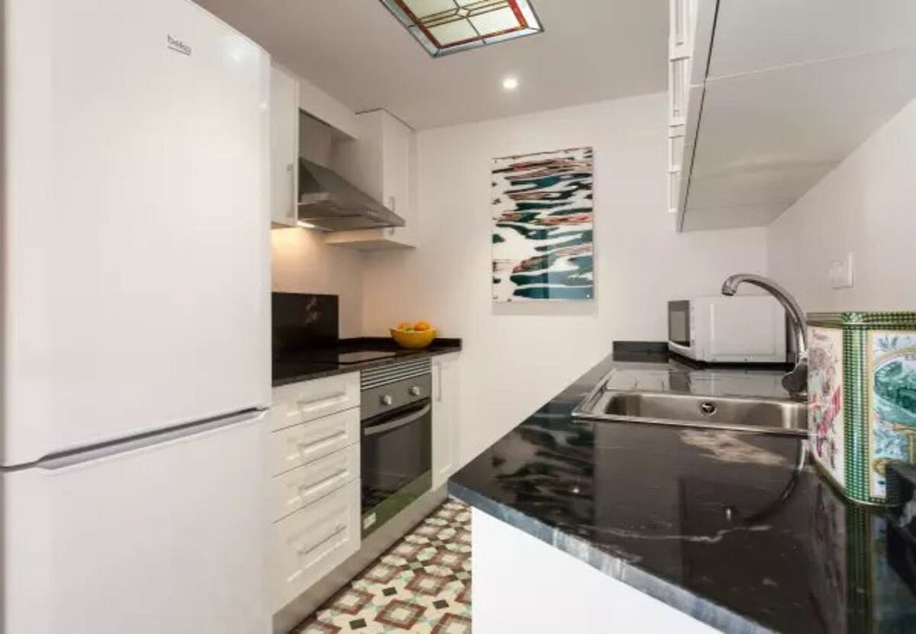 Apartamento en Valencia - CENTER-2BR, 2BA-ATTIC-TERRACE,VIEW, WI-FI, A/C 