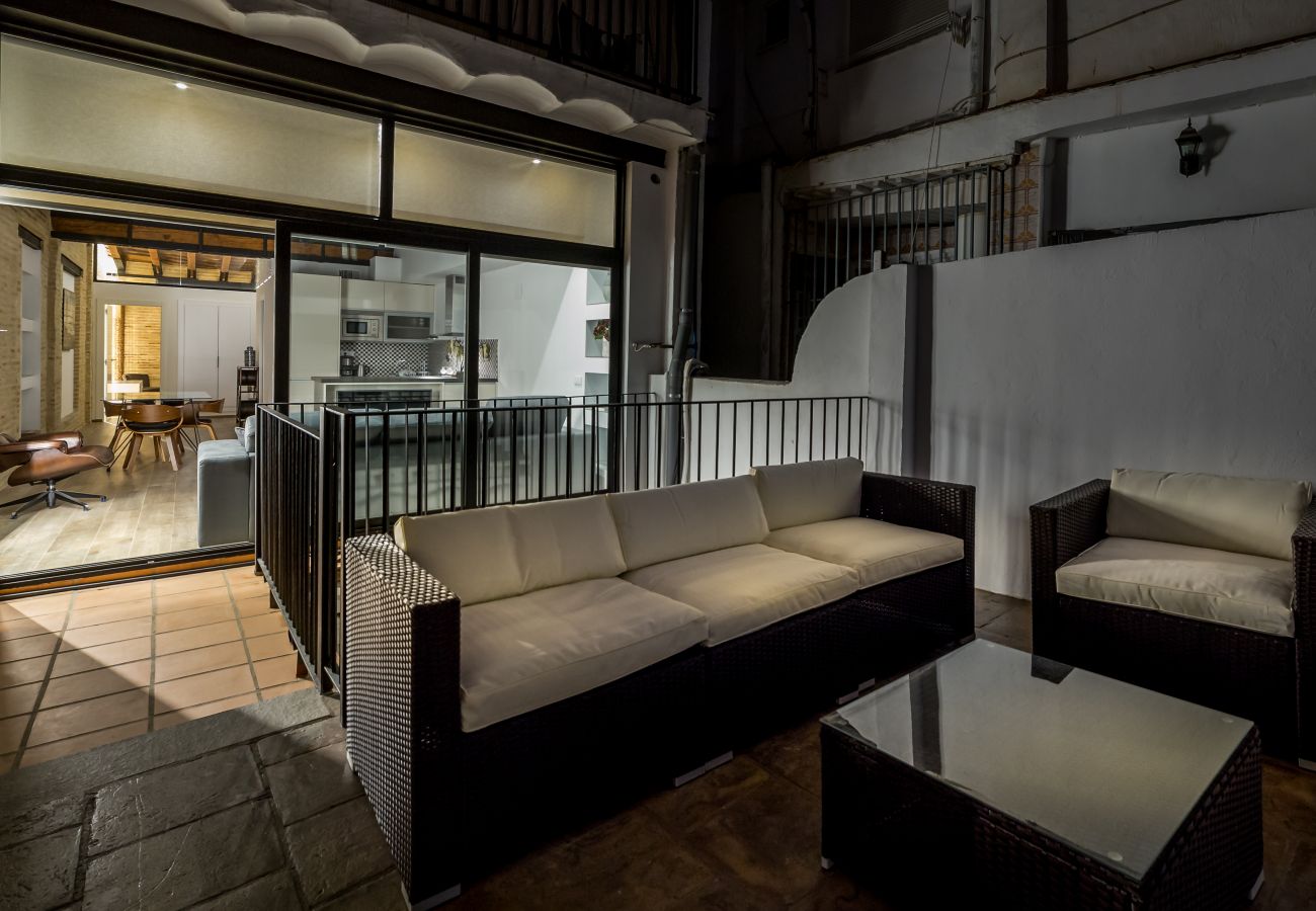 Apartamento en Valencia - CENTER-Luxurious 1BR, 1BA-Terrace, WI-FI, A/C 