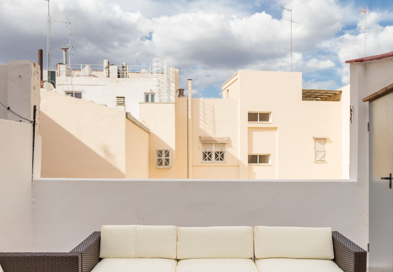 Apartamento en Valencia - CENTER-Luxurious 1BR, 1BA-Terrace, WI-FI, A/C 