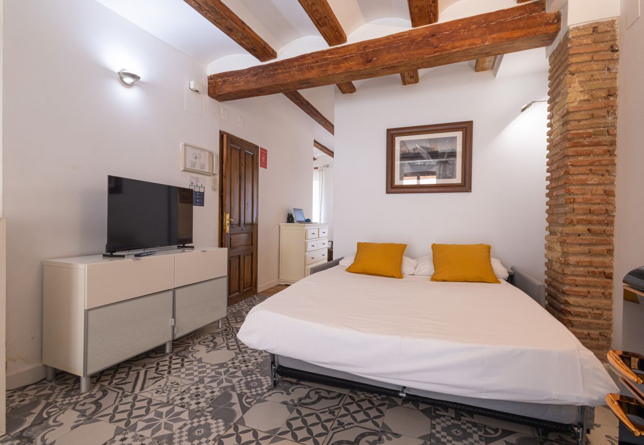 Apartamento en Valencia - Encantador Loft con Terraza | 4 Huéspedes | Ruzafa