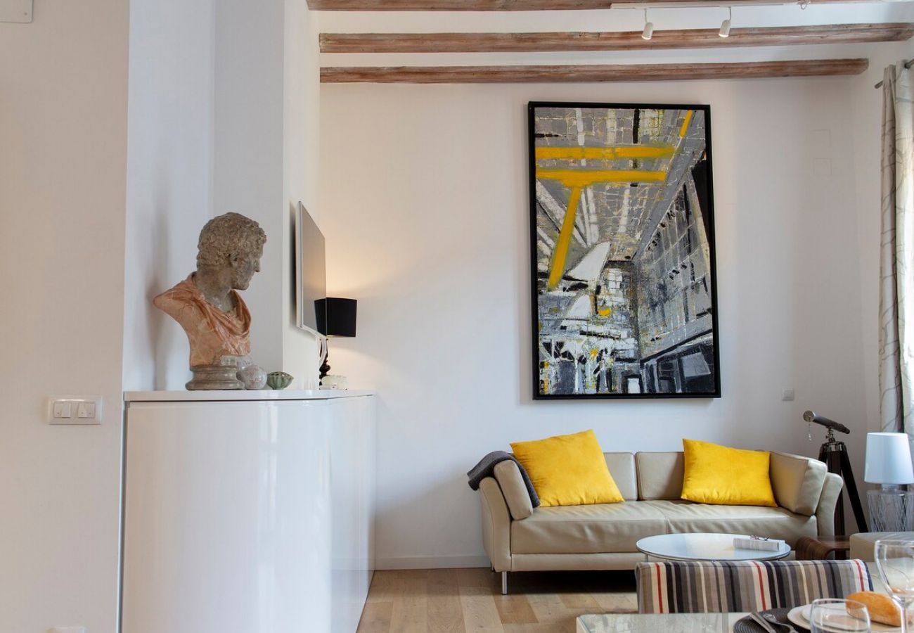 Apartamento en Valencia - Suite Casco Antiguo | 4 Viajeros | AC WiFi | Exclusivo