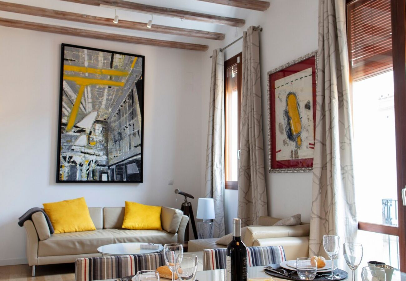 Apartamento en Valencia - Suite Casco Antiguo | 4 Viajeros | AC WiFi | Exclusivo