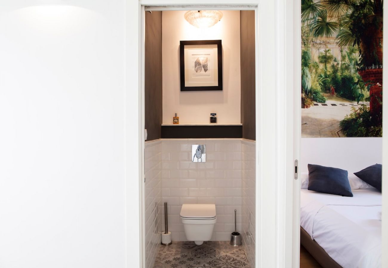 Apartamento en Valencia - Suite Casco Antiguo | 4 Viajeros | AC WiFi | Exclusivo