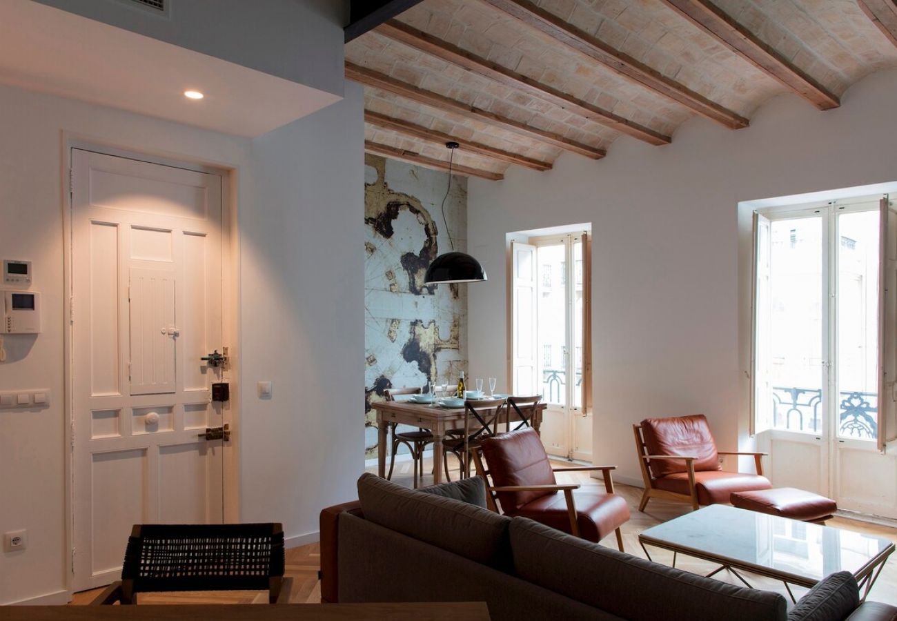 Apartamento en Valencia - Luxury Stay | 4 Personas | Balcón | Centro Ciudad