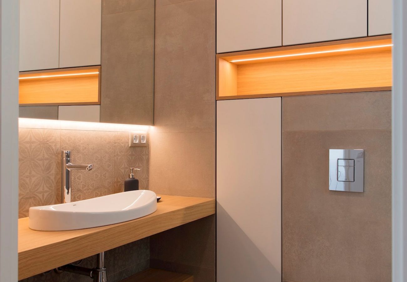 Apartamento en Valencia - Luxury Stay | 4 Personas | Balcón | Centro Ciudad