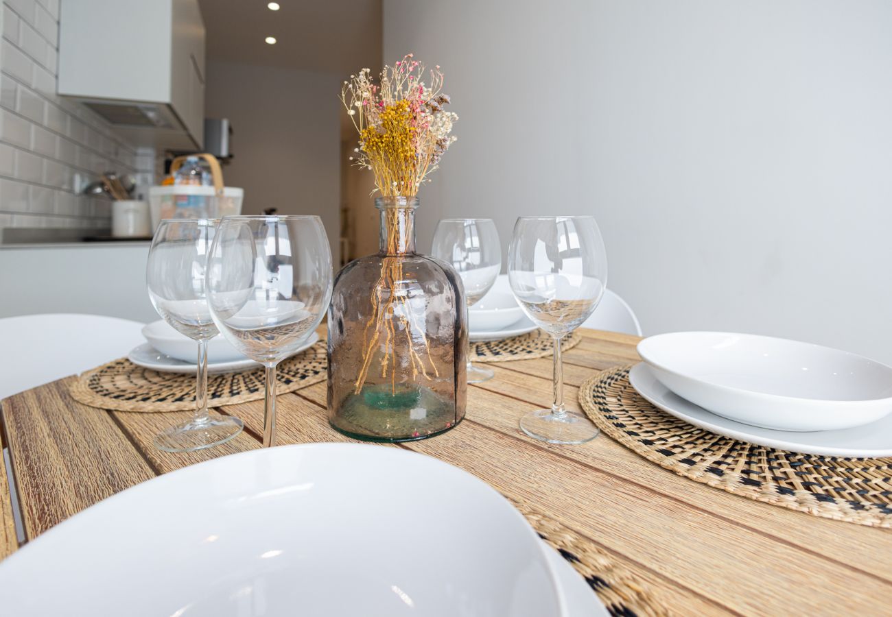 Apartamento en Valencia - The Sea Rooms XII | AC & WIFI | 15 min Playa