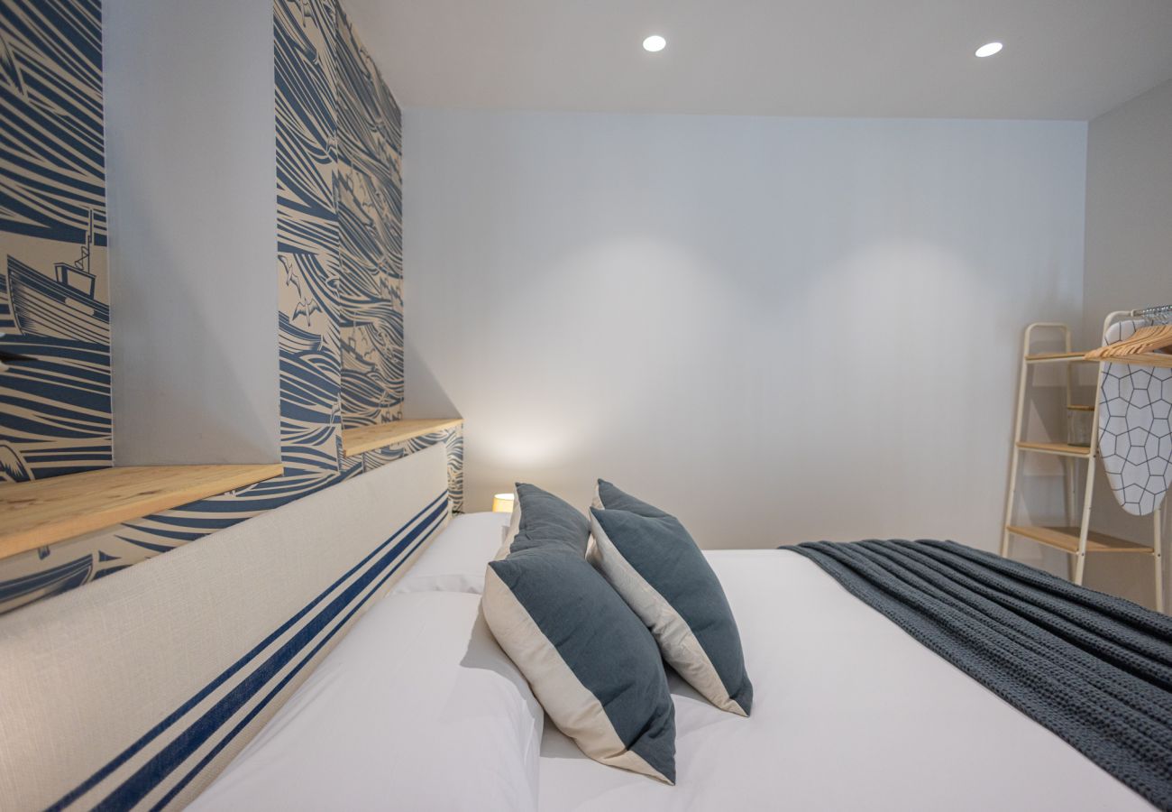 Apartamento en Valencia - Pirate Duplex IV | 4 Viajeros | AC WiFi | 15 min Oceanografic