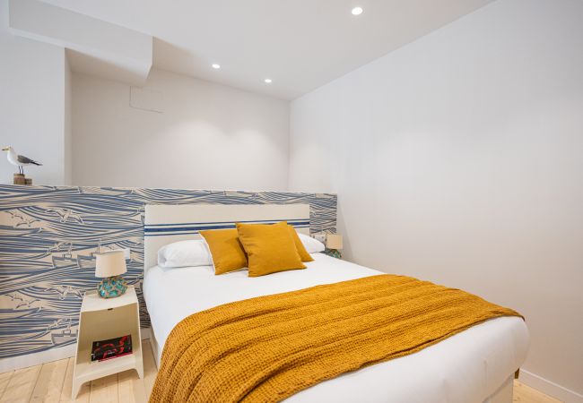 Apartamento en Valencia - Pirate Duplex VII | 4 Viajeros | AC WiFi | 15 min Oceanografic