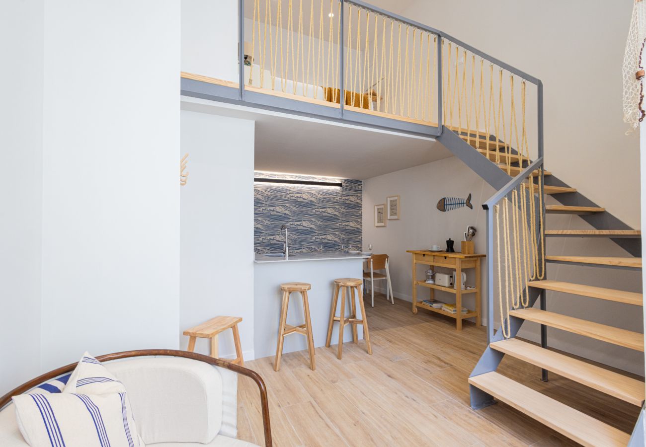 Apartamento en Valencia - Pirate Duplex VII | 4 Viajeros | AC WiFi | 15 min Oceanografic