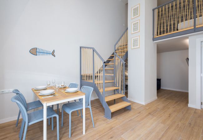 Apartamento en Valencia - The Pirate Duplex IX | 4 Viajeros | AC WiFi | 15 min Oceanografic