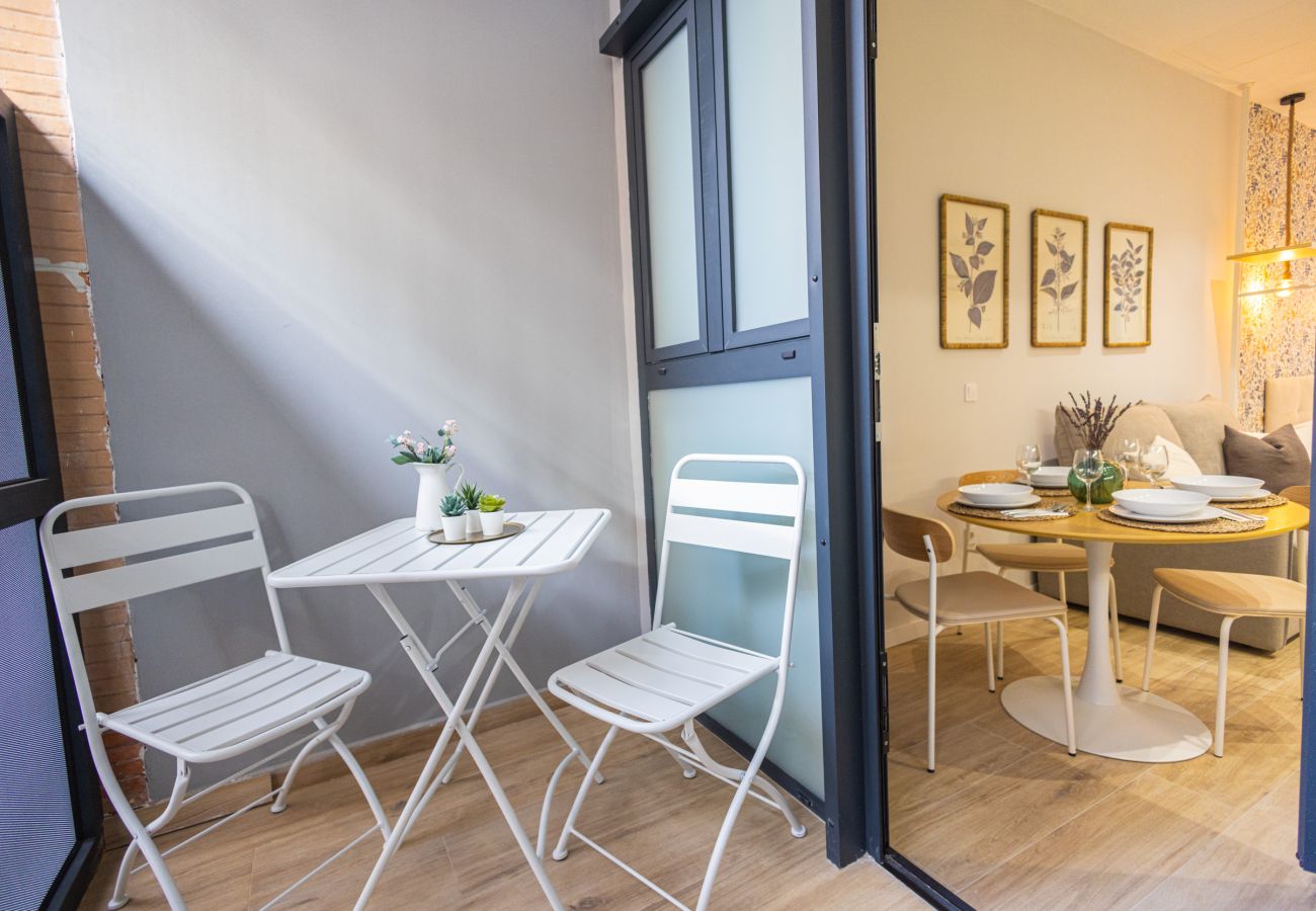 Apartamento en Valencia - Olive Loft I | AC and WIFI | 10 min City Center