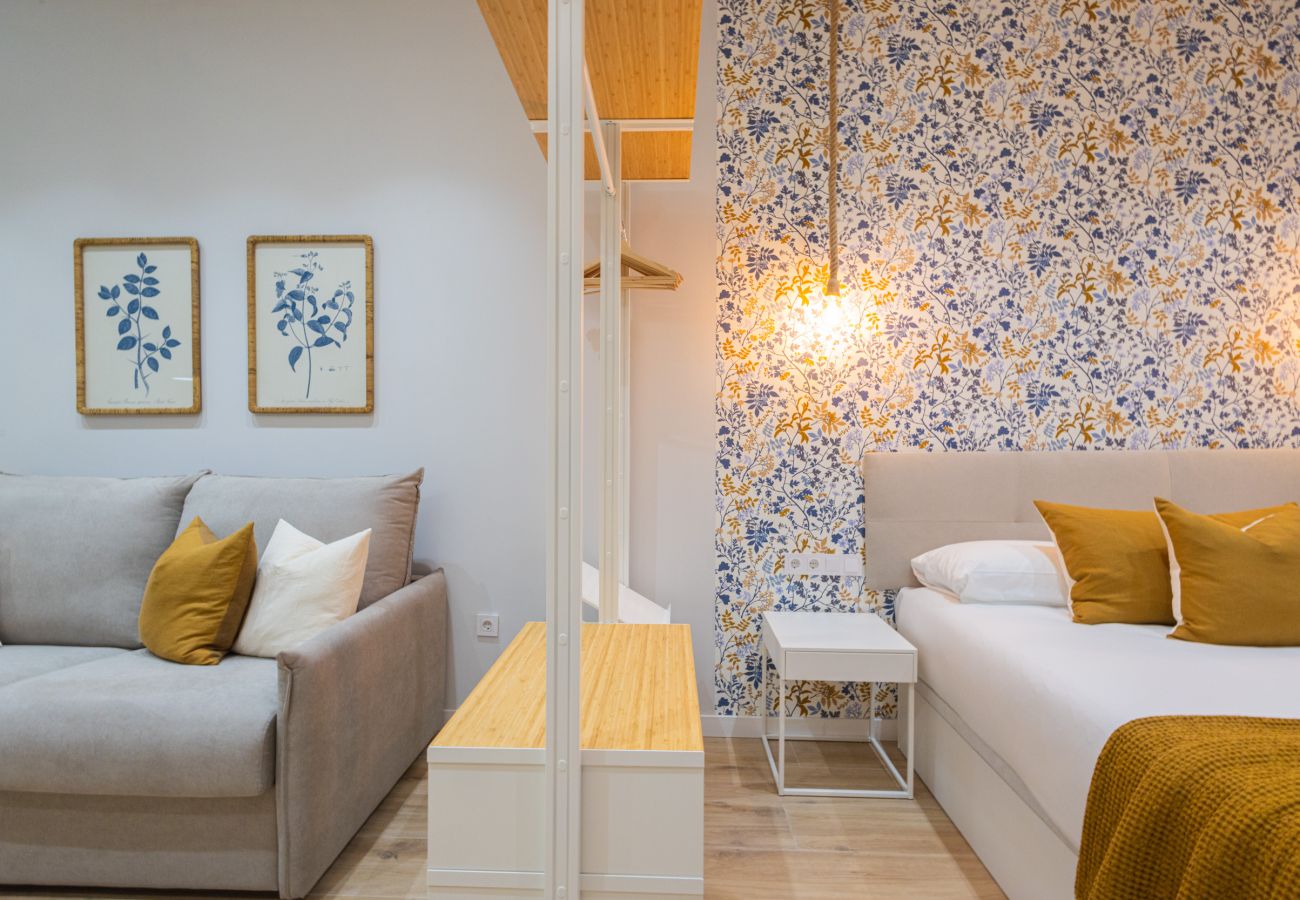 Apartamento en Valencia - Olive Loft II | AC and WIFI | 10 min City Center