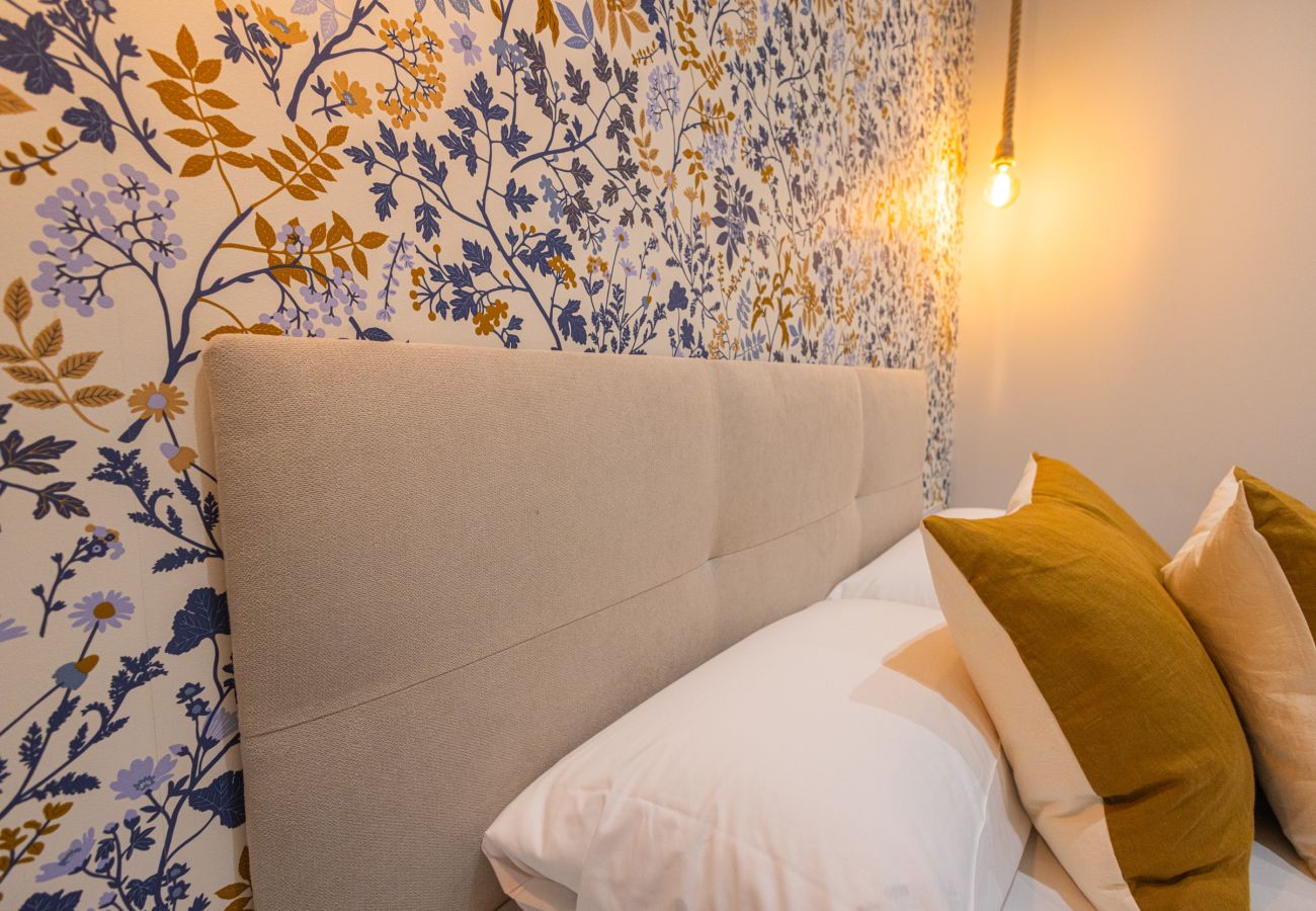 Apartamento en Valencia - Olive Loft II | AC and WIFI | 10 min City Center