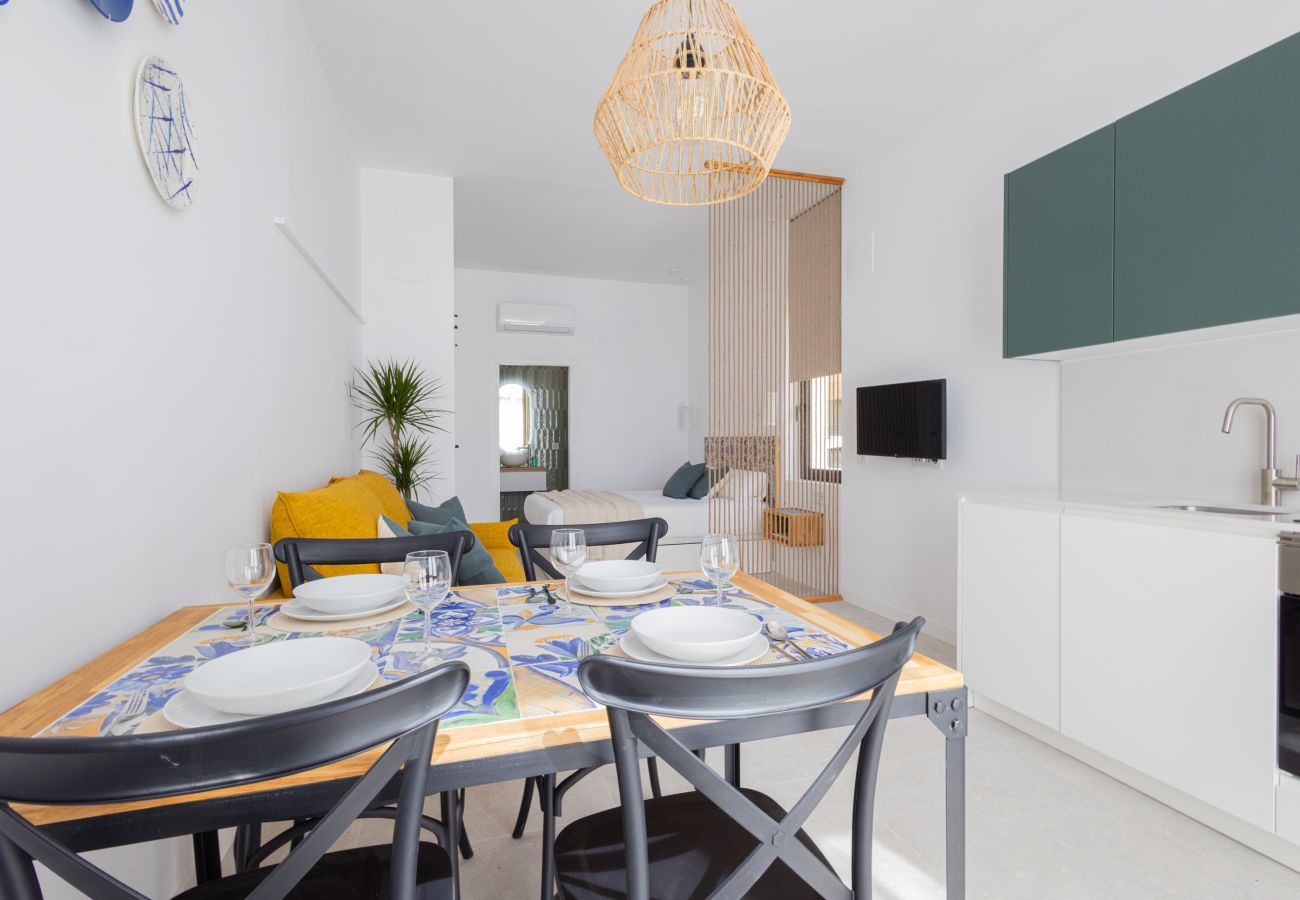 Apartamento en Valencia - The Sorolla Apartment IV | AC & WiFi | 4 Viajeros
