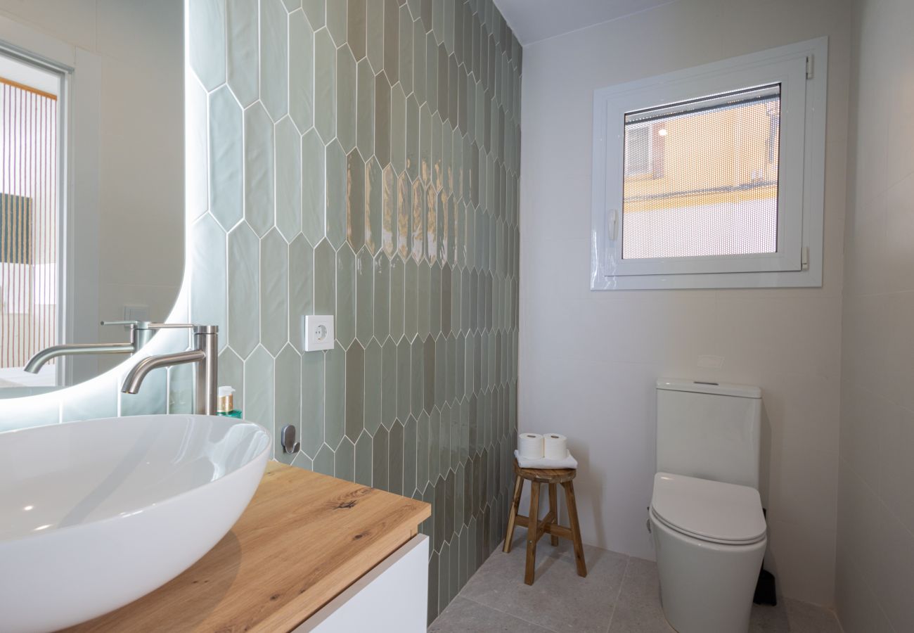 Apartamento en Valencia - The Sorolla Apartment IV | AC & WiFi | 4 Viajeros