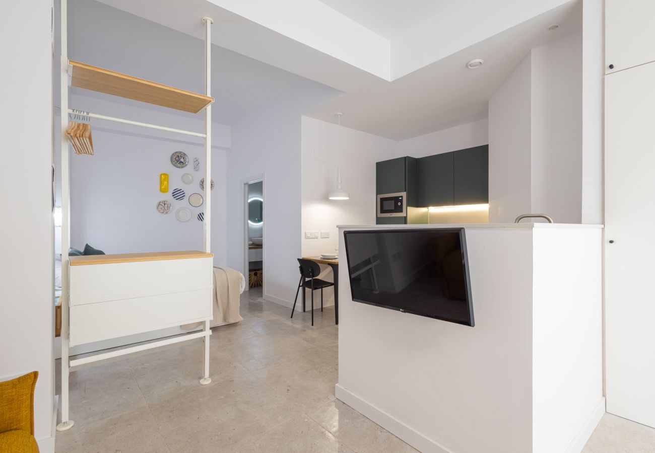 Apartamento en Valencia - The Sorolla Apartment V | AC & WiFi | 4 Viajeros