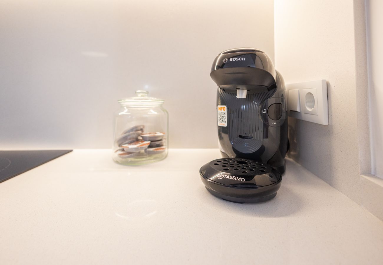Apartamento en Valencia - The Sorolla Apartment V | AC & WiFi | 4 Viajeros
