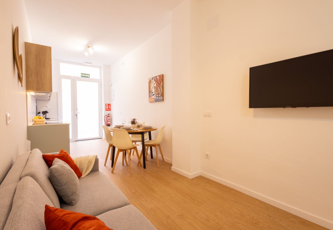 Apartamento en Valencia - Maritim Studios I | 4 Viajeros | AC-WIFI | Near Beach