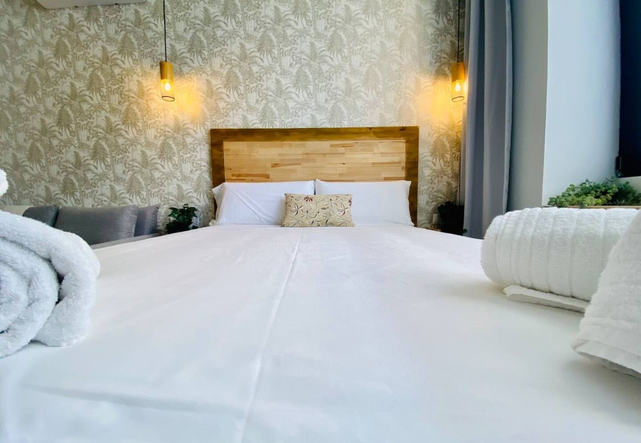 Apartamento en Valencia - Beach Apartment | 1 Hab | 3 Viajeros | AC & WIFI