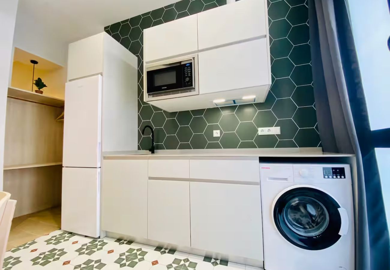 Apartamento en Valencia - Beach Apartment | 1Hab | 4 Personas | AC & WIFI