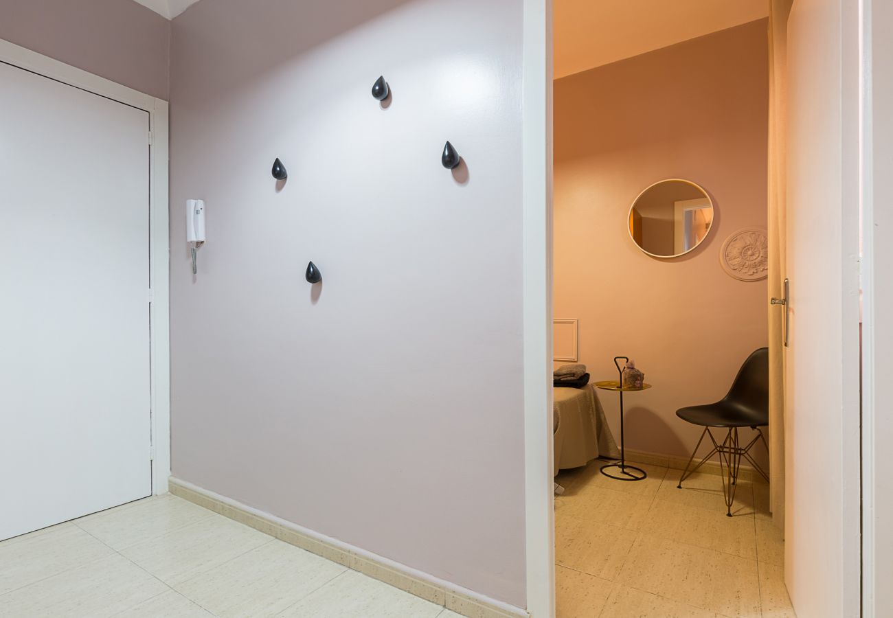 hall in the apartment plaza españa barcelona