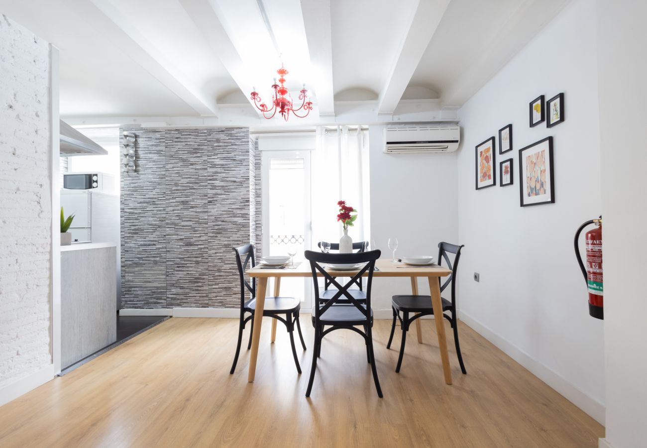 Apartment in Valencia / València - Ruzafa Apartment | 4 Guests | 5 min City Centre