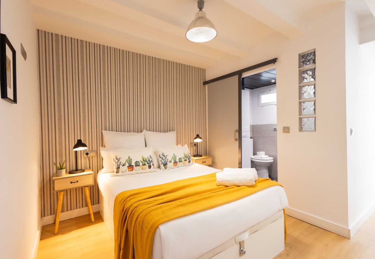Apartment in Valencia / València - Ruzafa Apartment | 4 Guests | 5 min City Centre