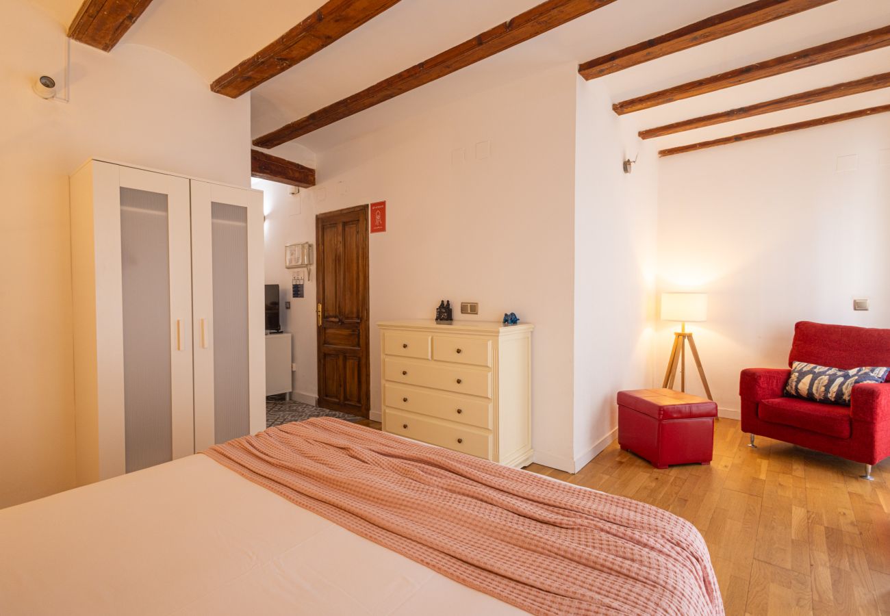 Apartment in Valencia / València - Charming Loft with Terrace | 4 Guests | In Ruzafa