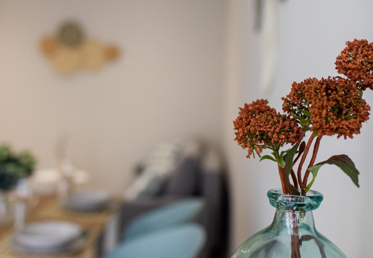 Apartment in Valencia / València - Port Suite III | 6 Guests | AC & WiFi | 15 min Ciudad Artes