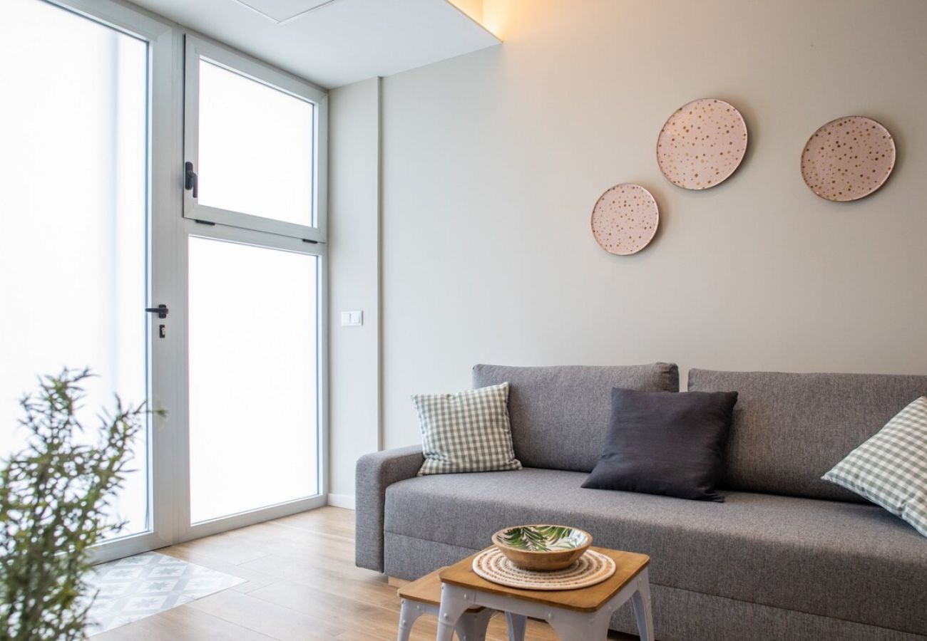 Apartment in Valencia / València - Port Suite VIII | 4 Guests | AC & WiFi | 15 min Ciudad Artes