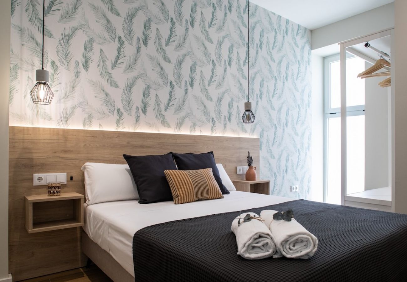 Apartment in Valencia / València - Port Suite VI | 6 Guests  | AC & WiFi | 15 min Ciudad Artes