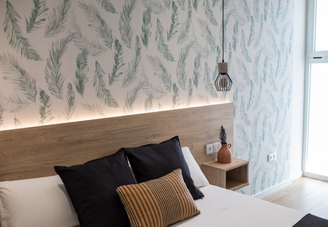 Apartment in Valencia / València - Port Suite VI | 6 Guests  | AC & WiFi | 15 min Ciudad Artes