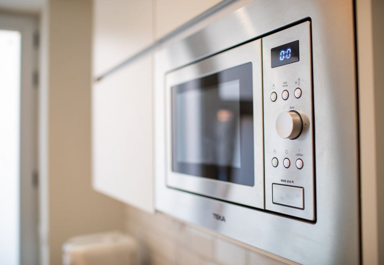 Apartment in Valencia / València - Port Suite I | 4 Guests | AC & WiFi | 15 min Ciudad Artes