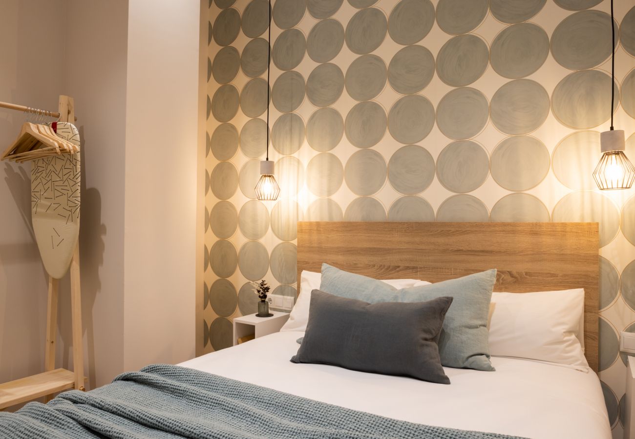 Apartment in Valencia / València - The Sea Rooms III | AC & WIFI | 15 min Beach