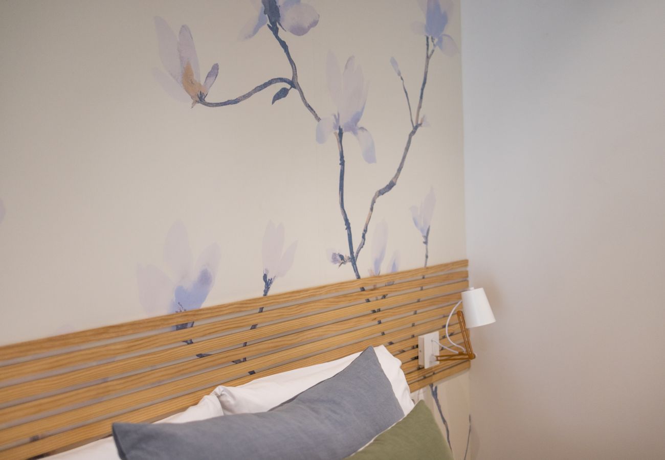 Studio in Valencia / València - Turia Park Loft III | 4 Guests | AC and WiFi | Near ZOO