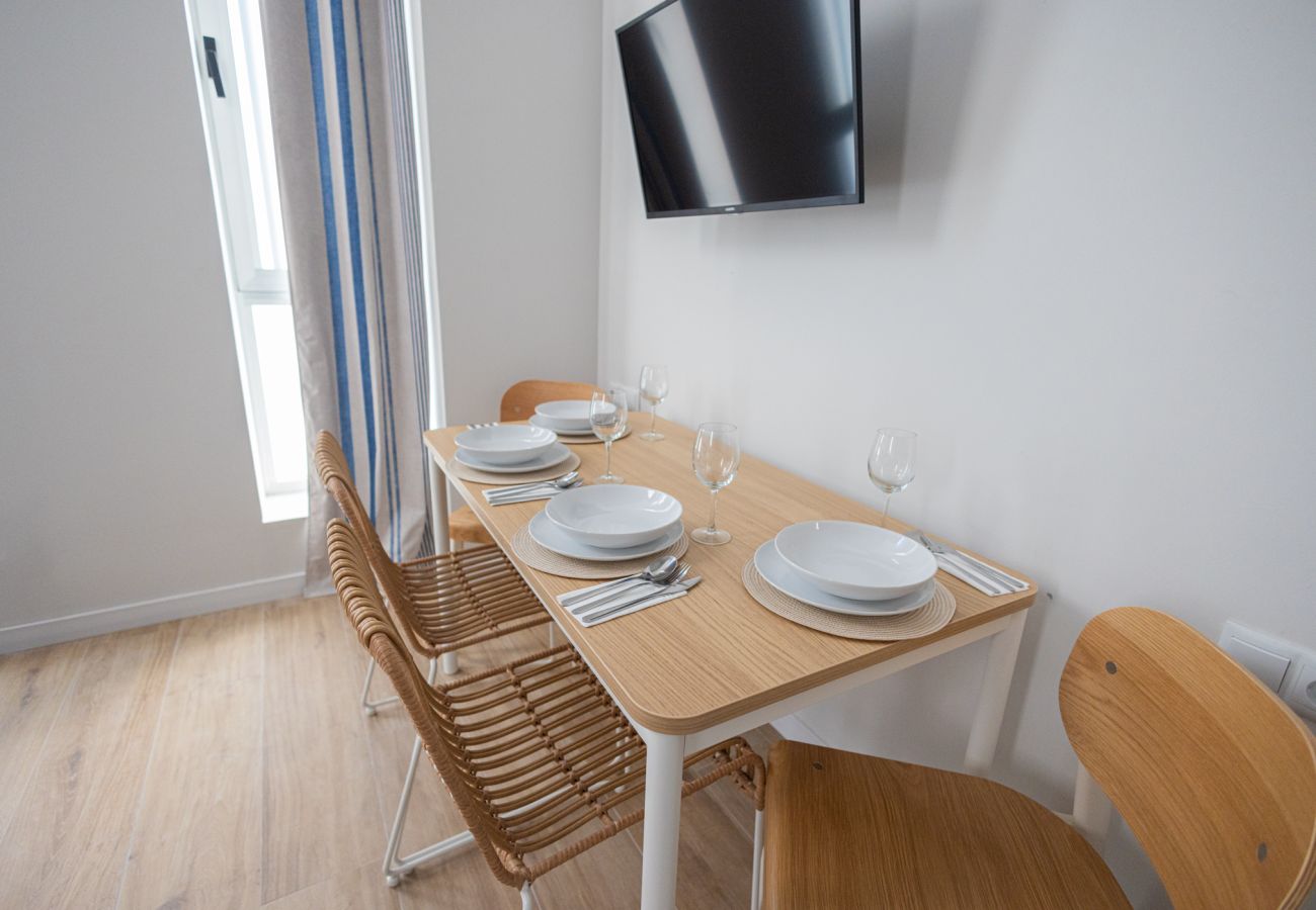 Apartment in Valencia / València - Pirate Duplex IV | 4 Guests | AC WiFi | 15 min Oceanografic