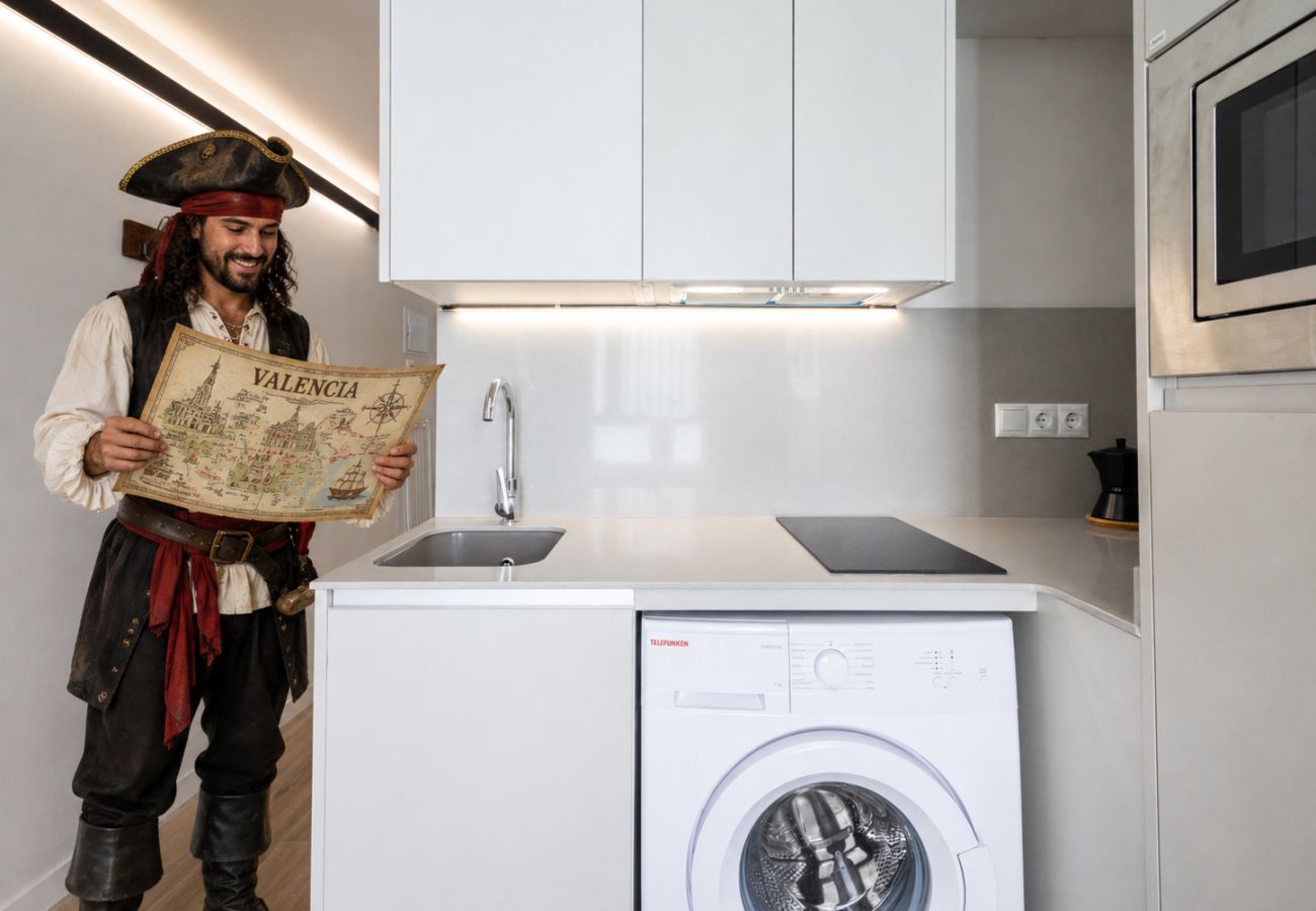 Apartment in Valencia / València - Pirate Duplex V | 4 Guests | AC WiFi | 15 min Oceanografic