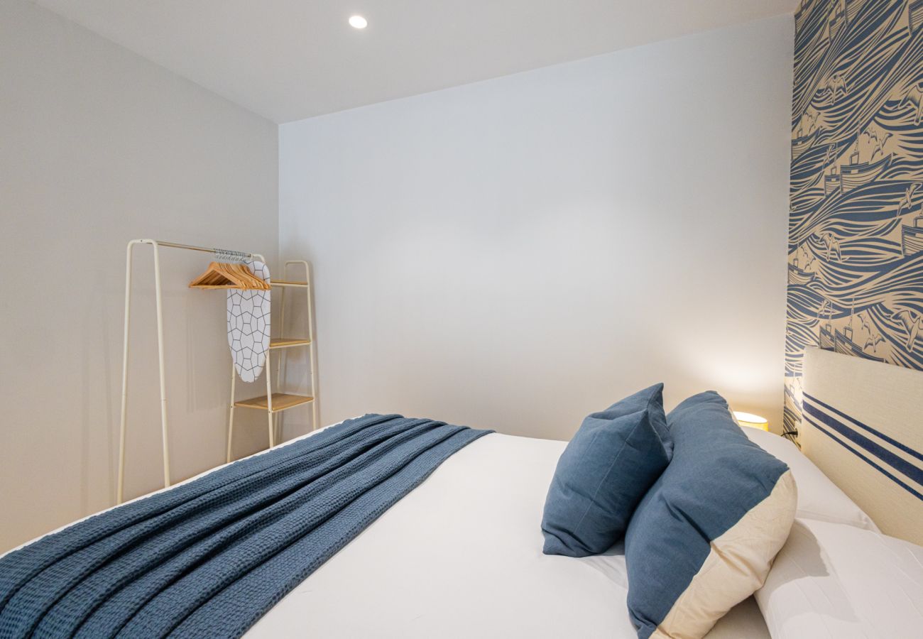 Apartment in Valencia / València - Pirate Duplex VI | 4 Guests | AC WiFi | 15 min Oceanografic