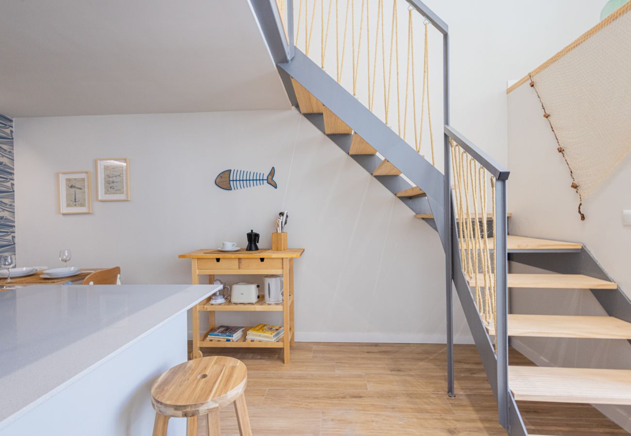Apartment in Valencia / València - Pirate Duplex VII | 4 Guests | AC WiFi | 15 min Oceanografic