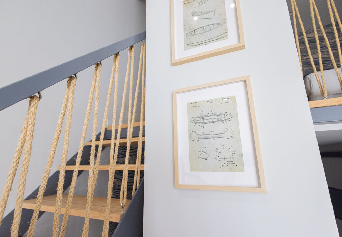 Apartment in Valencia / València - Pirate Duplex IX | 4 Guests | AC WiFi | 15 min Oceanografic