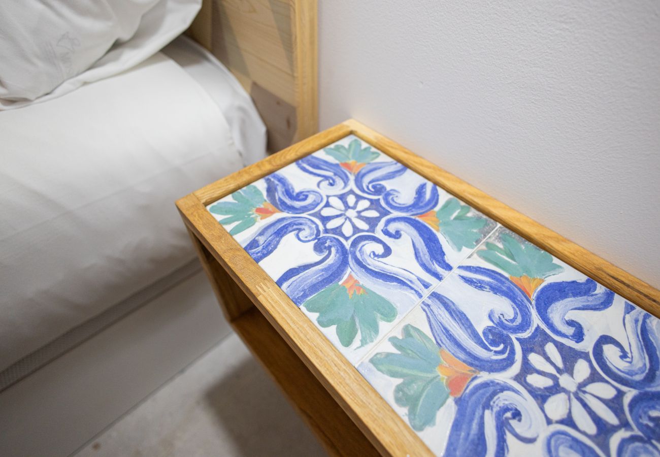 Apartment in Valencia / València - The Sorolla Apartment V | AC & WiFi | 4 Guests 