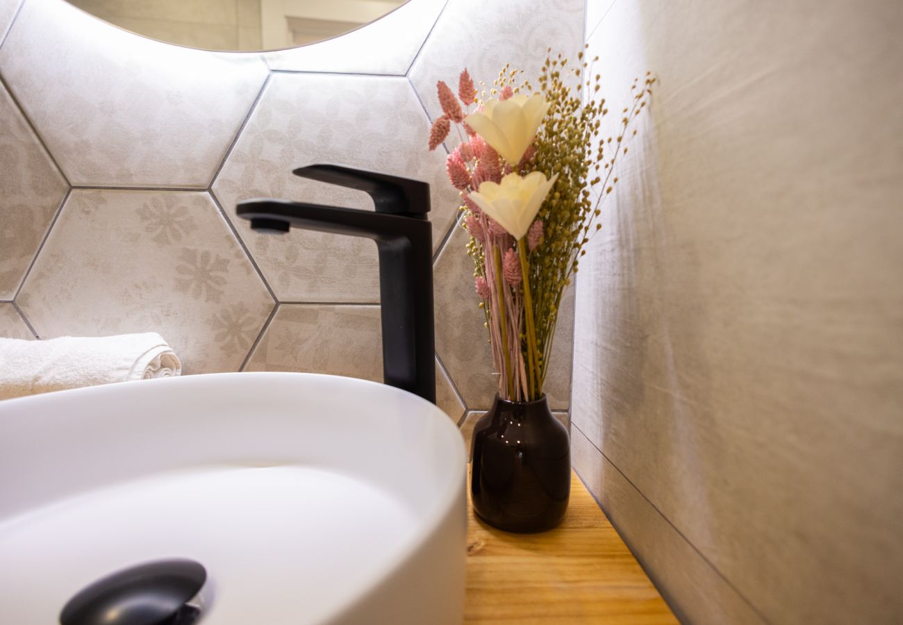 Apartment in Valencia / València - City Arts Suites I | 12 min City Arts | Pet Friendly
