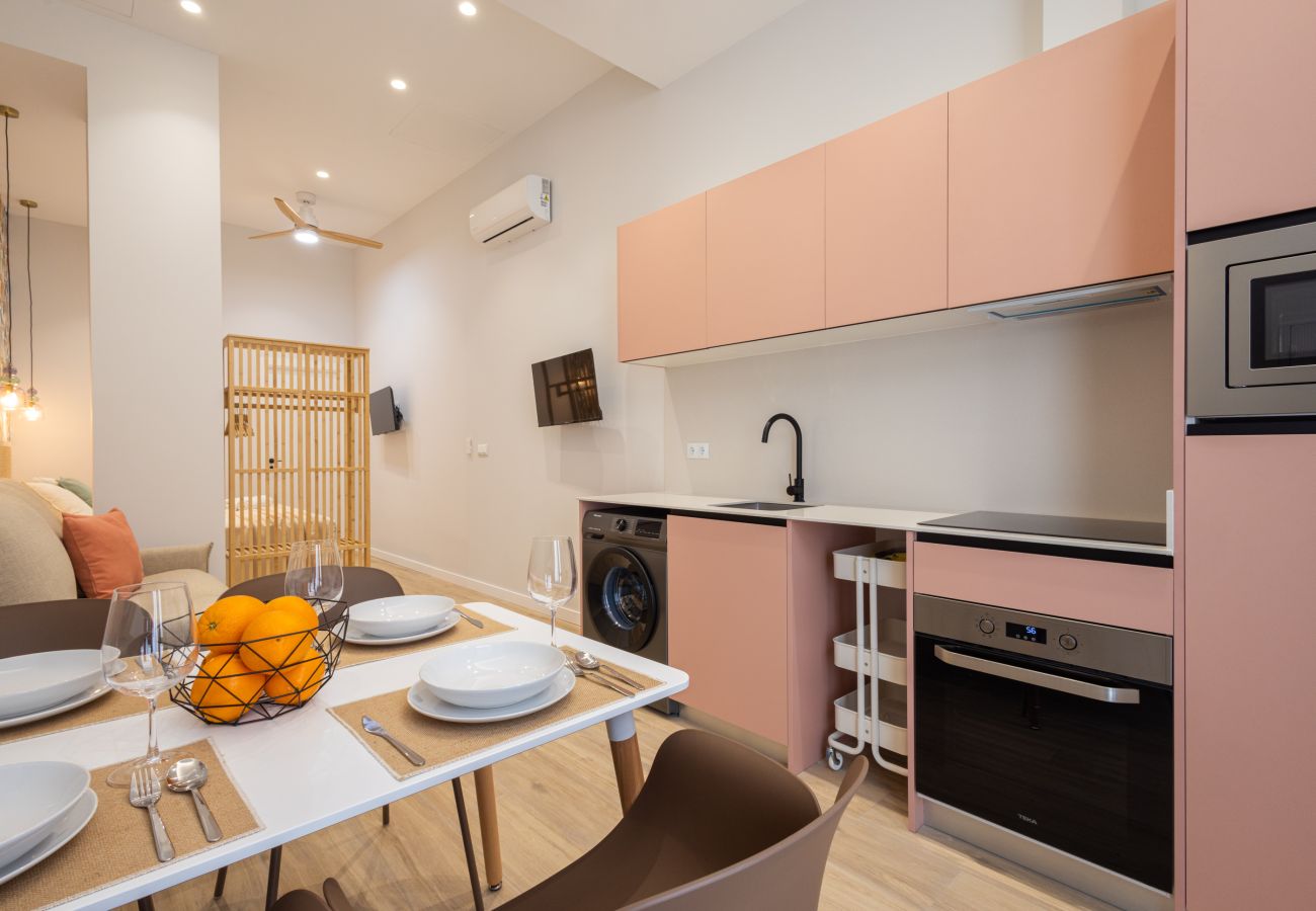Apartment in Valencia / València - City Arts Suites VI | 12 min City Arts | Pet Friendly