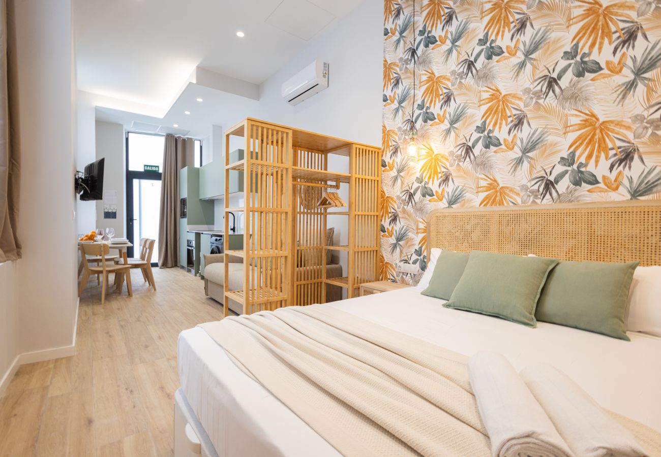 Apartment in Valencia / València - City Arts Suites VII | 12 min City Arts | Pet Friendly