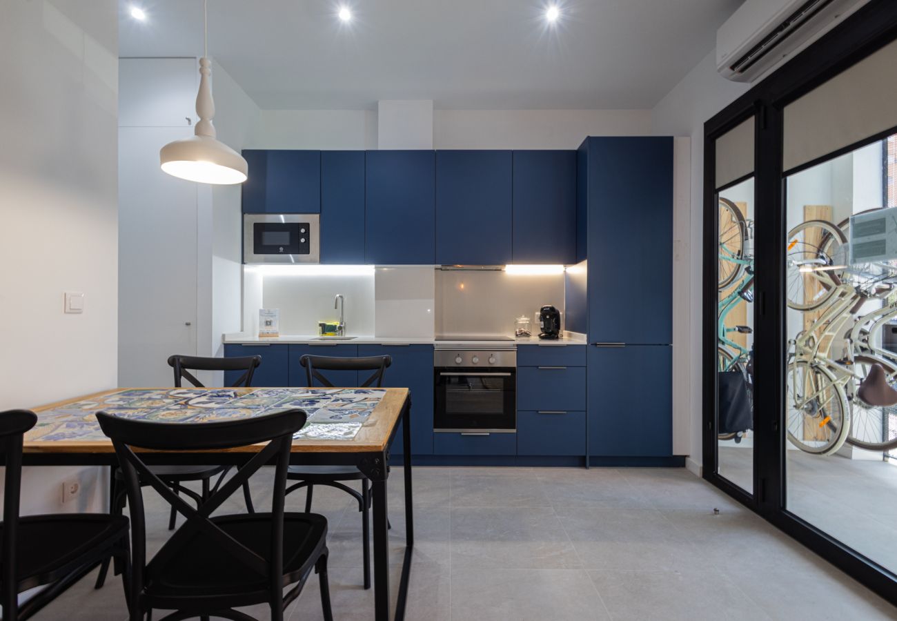 Apartment in Valencia / València - The Ceramic Home I | AC & WiFi | Free Bikes Included