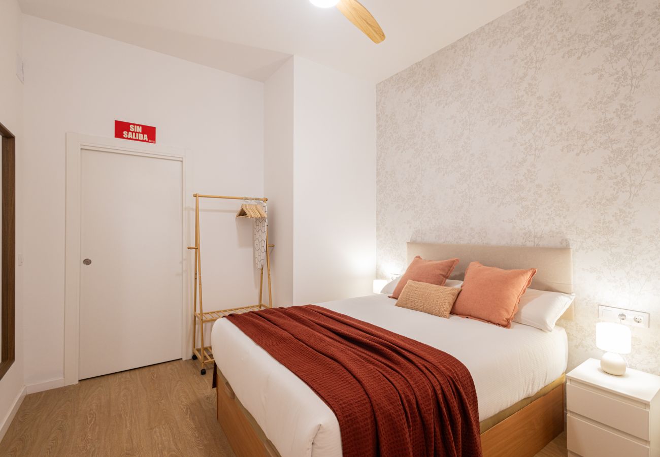 Apartment in Valencia / València - Maritim Studios I | 4 Guests | AC-WIFI | Near Beach