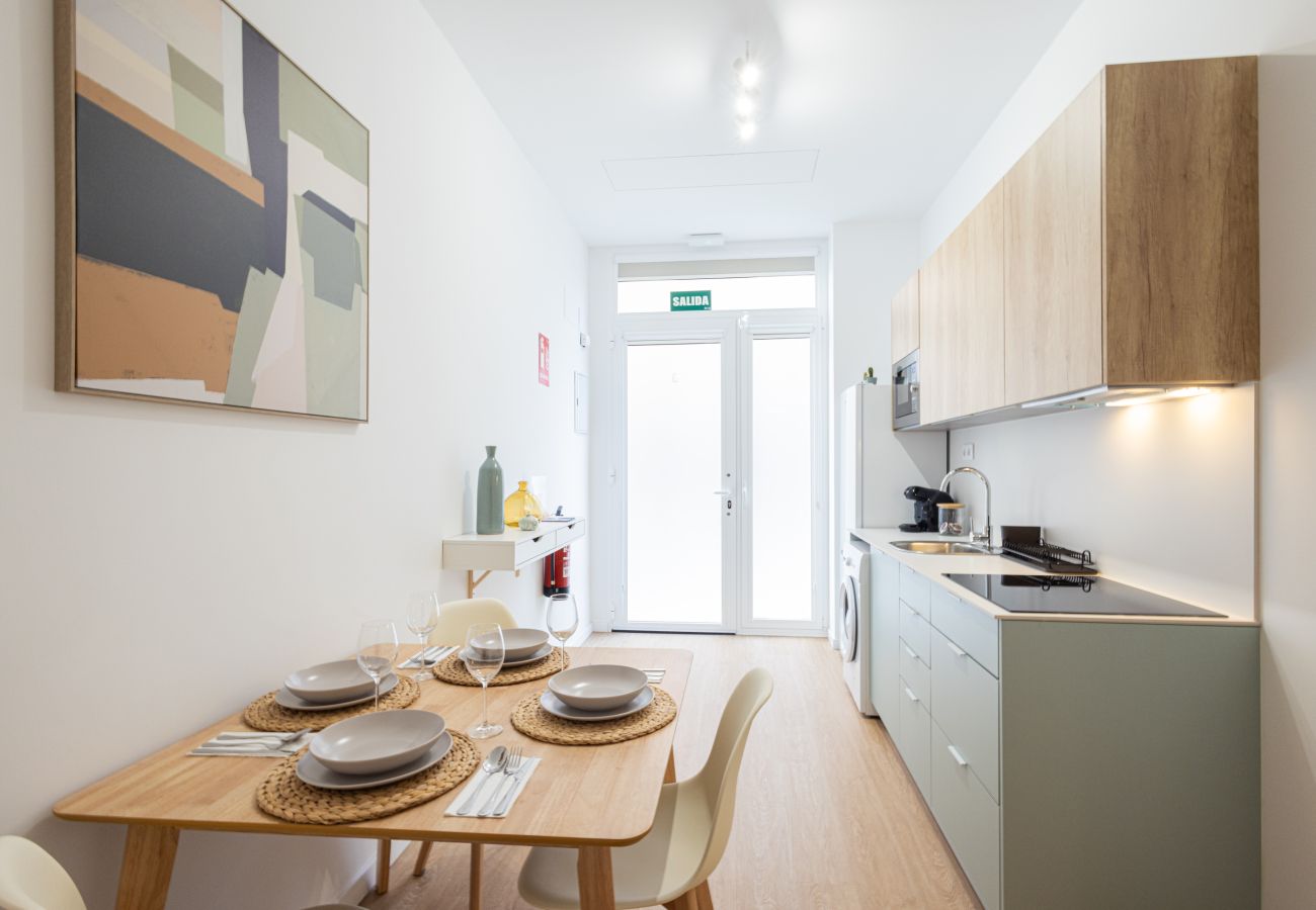 Apartment in Valencia / València - Maritim Studios III | 4 Guests | AC-WIFI | Near Beach