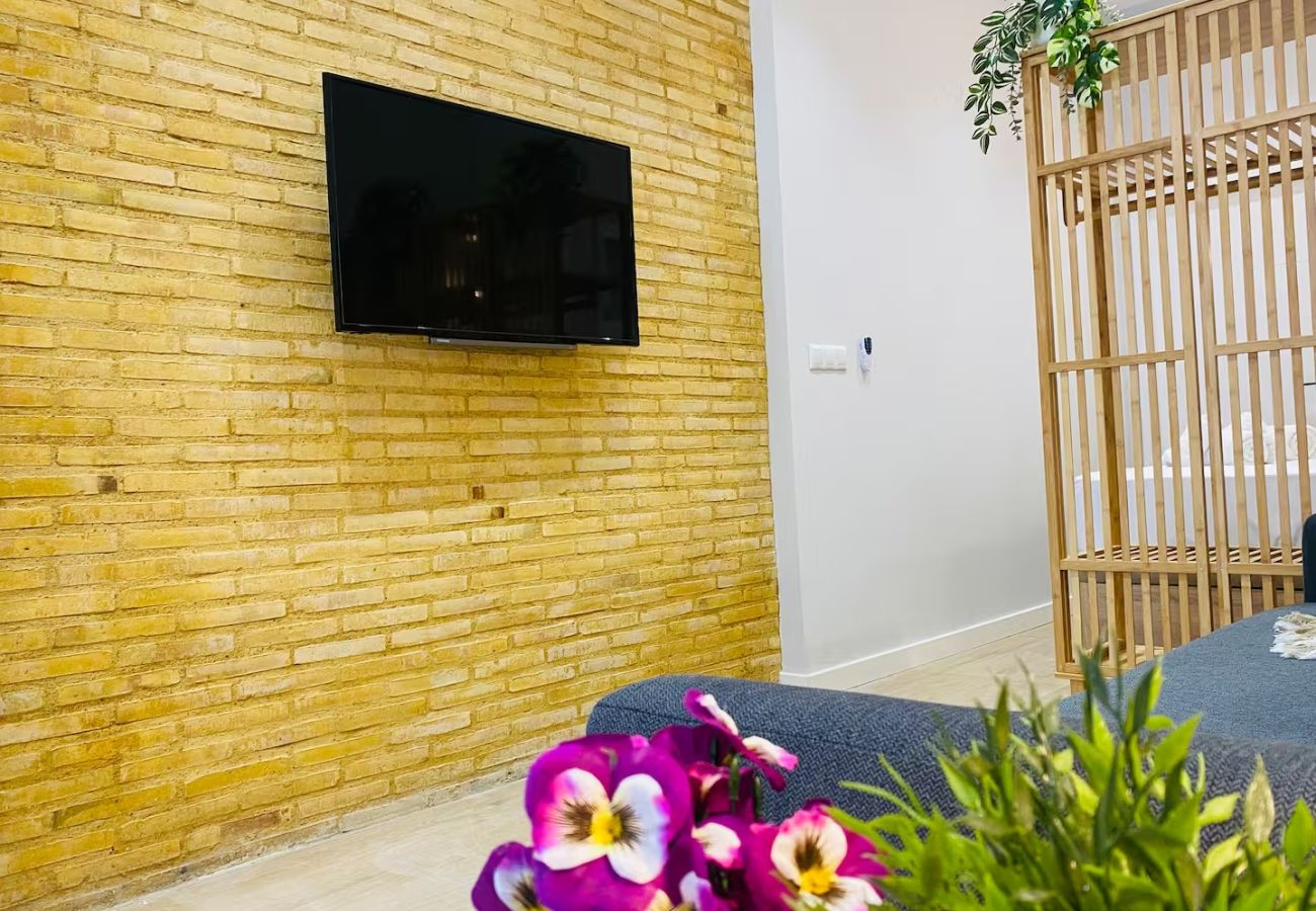 Apartment in Valencia / València - Beach Apartment | 1BR | 4 Guests | AC & WIFI