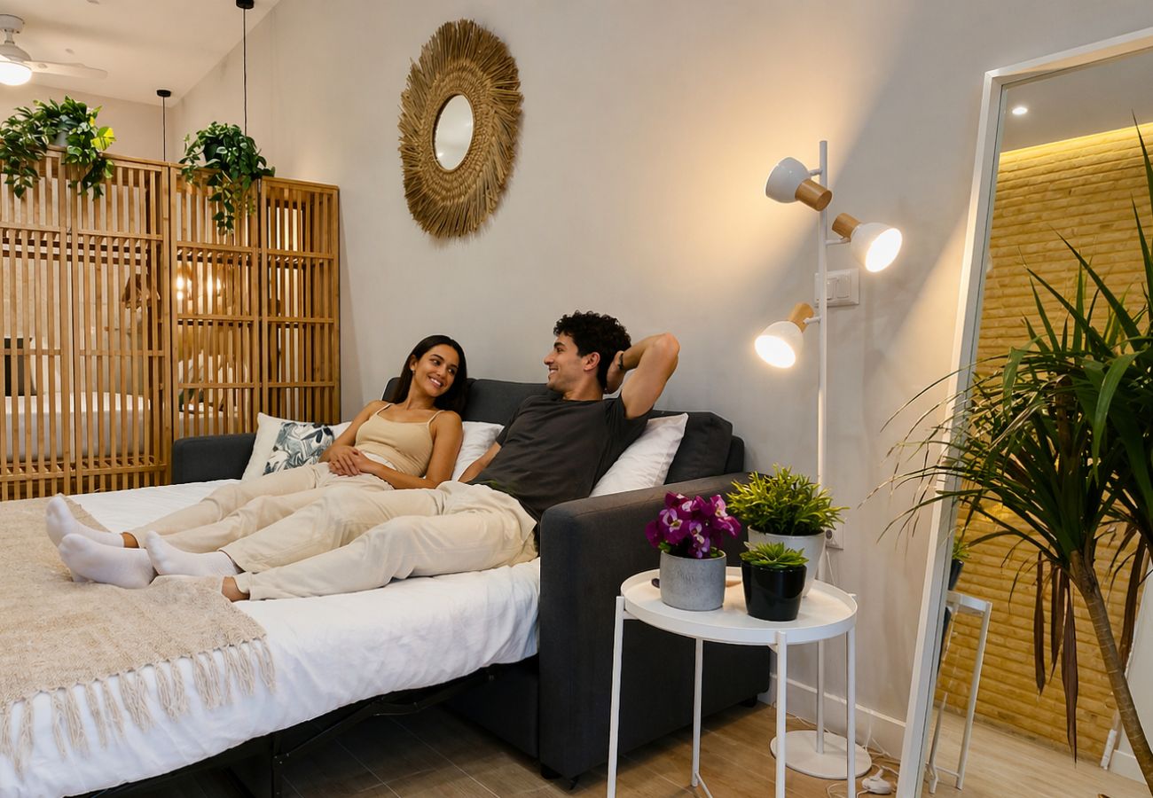 Apartment in Valencia / València - Beach Apartment | 1BR | 4 Guests | AC & WIFI