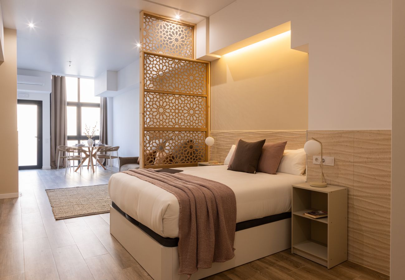 Apartment in Valencia / València - Valencia Urban Suite VI | 4 Guests | A/C & Wi-Fi | Near the City Center